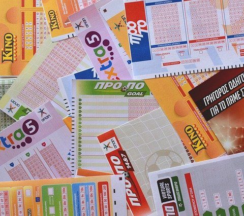 Ставка в 2 фунта стерлингов на сегодня огромный джекпот Irish Lotto в размере 11,1 миллиона фунтов стерлингов сопровождается приветственным бонусом *